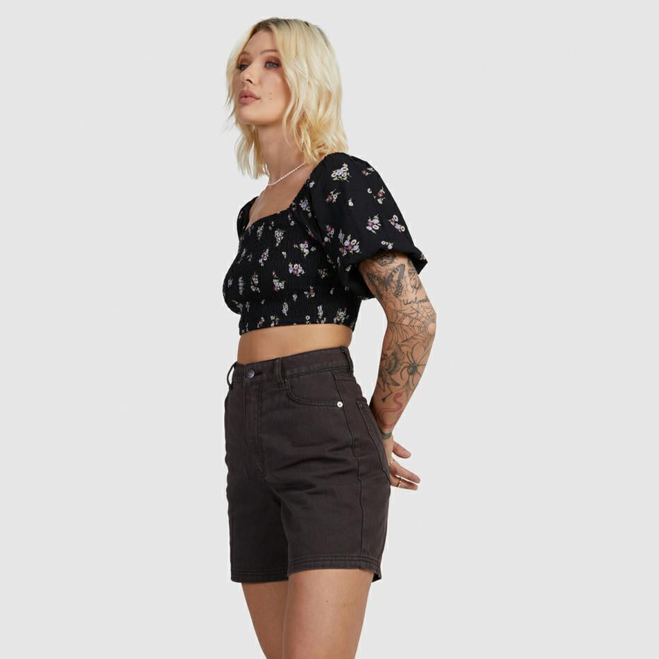 Rvca Sprinkle Smocked Top Rvca Black. Rvca Fashion Tops in Womens Fashion Tops & Womens Tops. Code: UVJWT00132