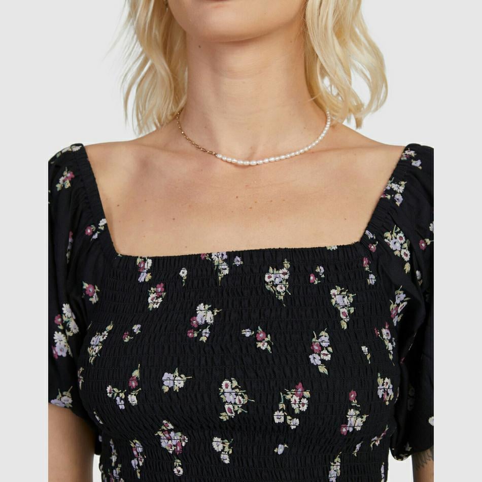 Rvca Sprinkle Smocked Top Rvca Black. Rvca Fashion Tops in Womens Fashion Tops & Womens Tops. Code: UVJWT00132