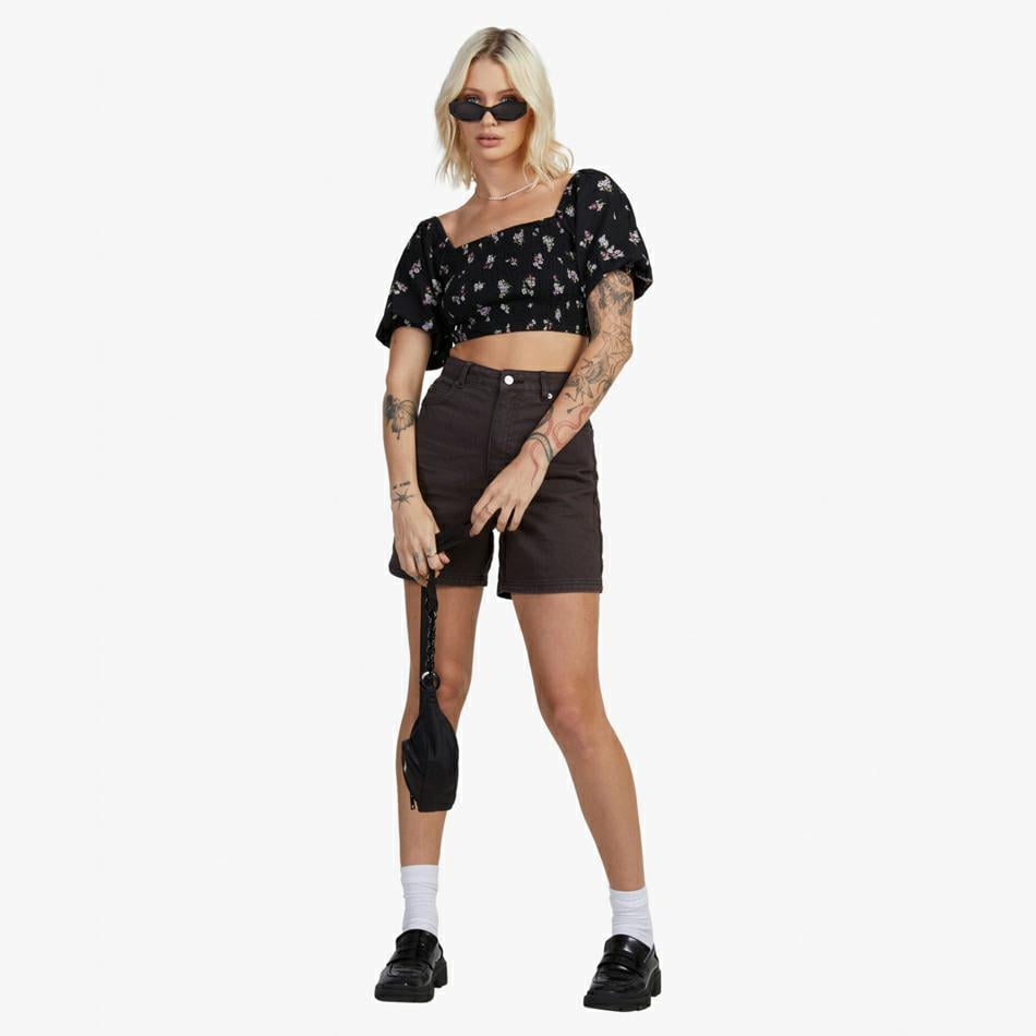 Rvca Sprinkle Smocked Top Rvca Black. Rvca Fashion Tops in Womens Fashion Tops & Womens Tops. Code: UVJWT00132