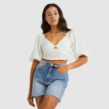 Billabong Del Sole Top White. Billabong Fashion Tops in Womens Fashion Tops & Womens T-shirts & Singlets. Code: UBJWT00122