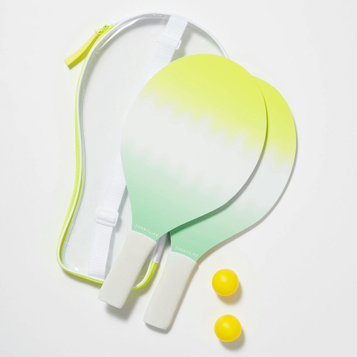 SunnyLIFE Sea Seeker Dip Dye Strandschaufel-Set – 2 Schläger + 2 Bälle, Grün