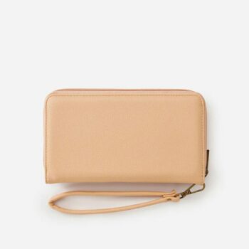 Rip Curl Essentials Oversized Wallet Tan. Rip Curl Wallets in Womens Wallets & Womens Accessories. Code: 00UWWA