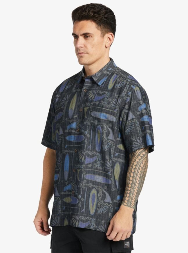 Quiksilver Mens Long Boards Short Sleeve Shirt Black Longboards. Quiksilver Shirts - Short Sleeve in Mens Shirts - Short Sleeve & Mens Shirts. Code: AQMWT03506