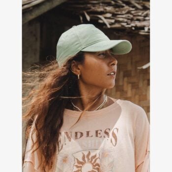 Roxy Dear Believer Color Quiet Green. Roxy Hats & Caps in Womens Hats & Caps & Womens Headwear. Code: ERJHA04239