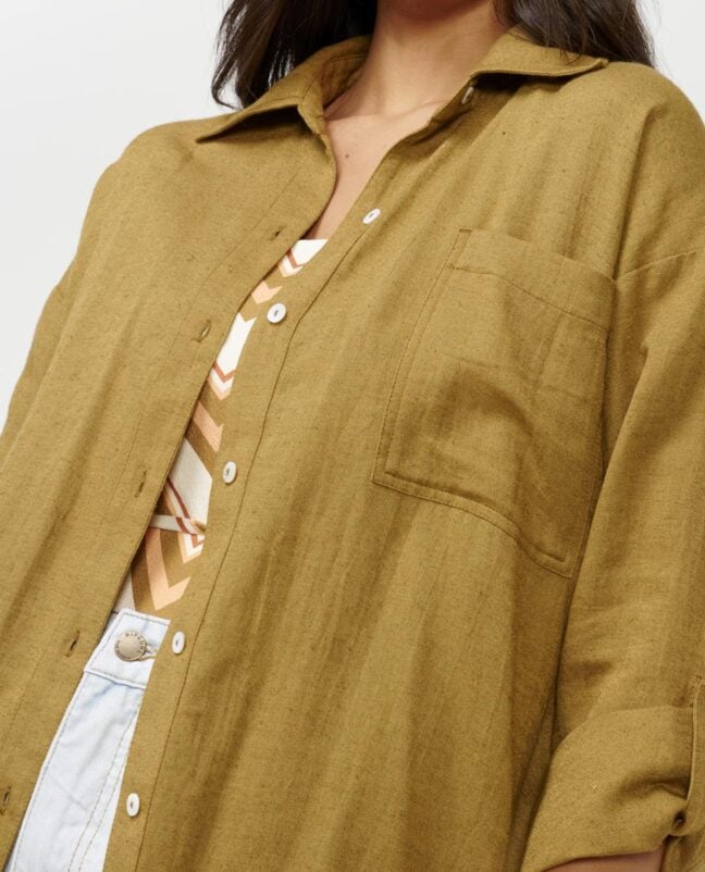 Rip Curl Premium Surf Holiday Shir Bronze. Rip Curl Shirts - Long Sleeve in Womens Shirts - Long Sleeve & Womens Shirts. Code: 024WSH