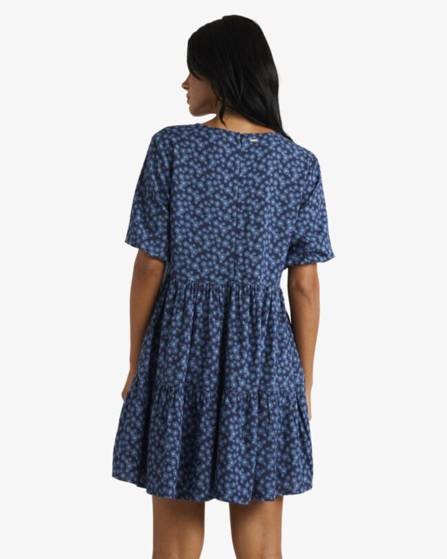 Rvca Cosmos Vienna Dress Outer Space. Rvca Dresses in Womens Dresses & Womens Skirts, Dresses & Jumpsuits. Code: UVJWD00204