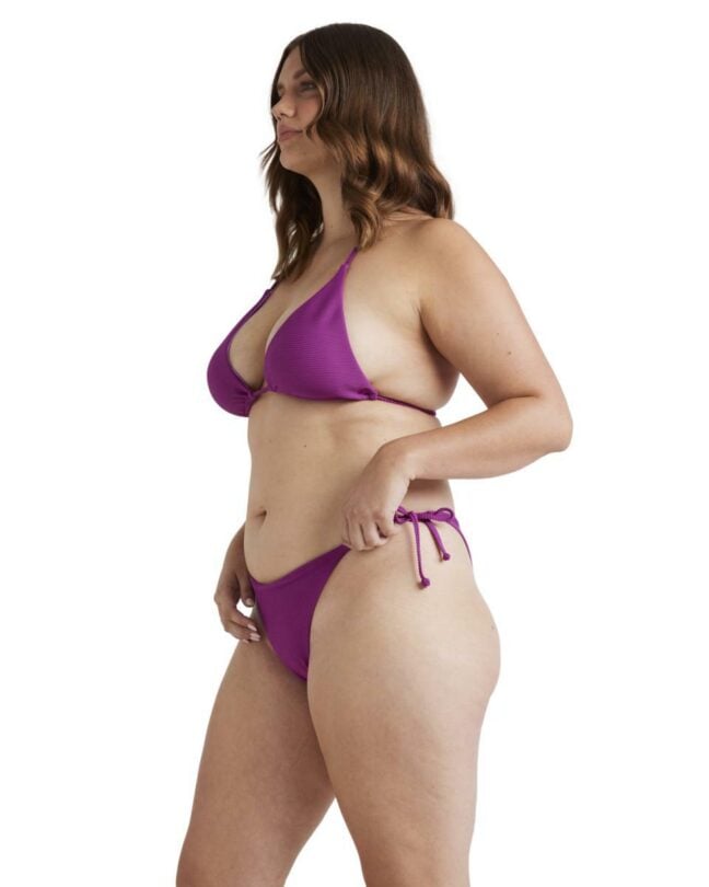 Billabong Tanlines Multi Tri Bikini Top Berry Bliss. Billabong Swimwear - Separates in Womens Swimwear - Separates & Womens Swimwear. Code: ABJX300762