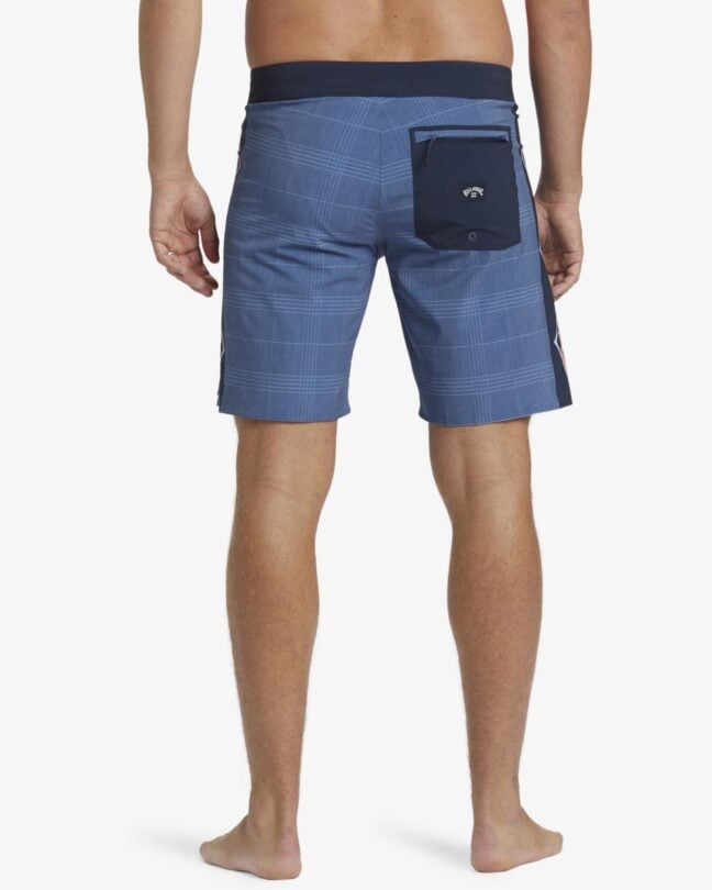Billabong D Bah Airlite Smoke Blue. Billabong Boardshorts - Fitted Waist in Mens Boardshorts - Fitted Waist & Mens Shorts. Code: ABYBS00468