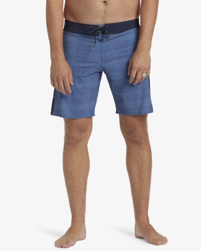Billabong D Bah Airlite Smoke Blue. Billabong Boardshorts - Fitted Waist in Mens Boardshorts - Fitted Waist & Mens Shorts. Code: ABYBS00468