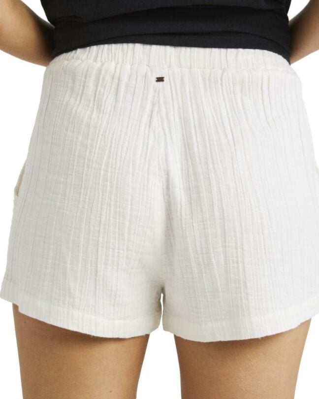 Billabong Remy Short Salt Crystal. Billabong Walkshorts - Fitted Waist in Womens Walkshorts - Fitted Waist & Womens Shorts. Code: UBJNS00118