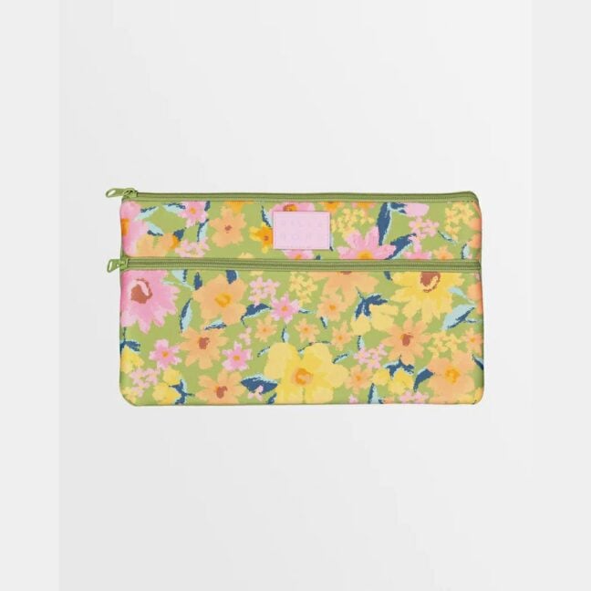 Billabong Posy Large Pencil Case Green. Billabong Pencil Cases in Womens Pencil Cases & Womens Accessories. Code: UBJAA00486