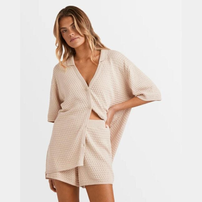 Billabong Sun Bubble Short Natural. Billabong Walkshorts - Fitted Waist in Womens Walkshorts - Fitted Waist & Womens Shorts. Code: UBJNS00212