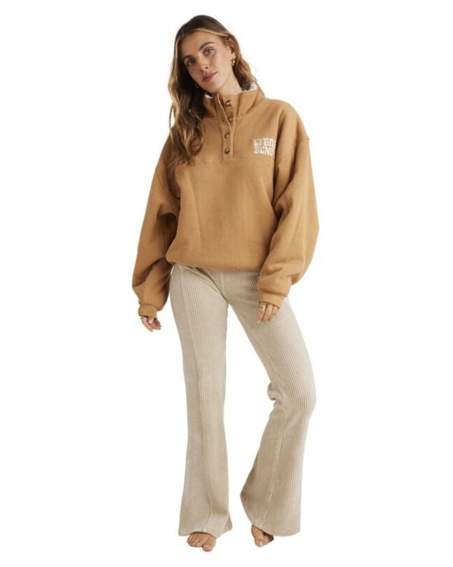 Billabong Twisties Button Down Biscuit. Billabong Sweats in Womens Sweats & Womens Jackets, Jumpers & Knits. Code: UBJFT00265