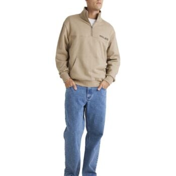 Rvca United Half Zip Crew Mushroom. Rvca Sweats in Mens Sweats & Mens Jackets, Jumpers & Knits. Code: UVYFT00330
