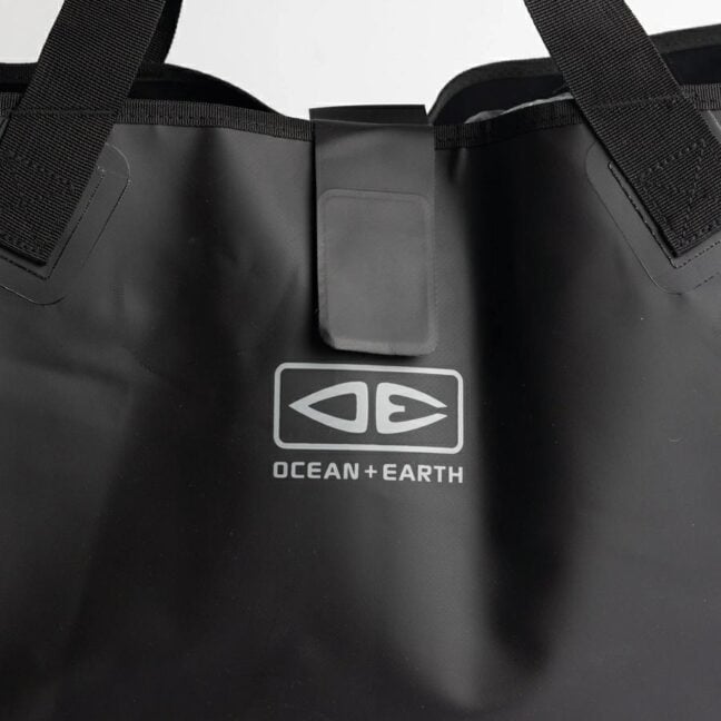 Ocean And Earth Waterproof Tote Bag Large Black. Ocean And Earth Travel Bags in Generic Travel Bags & Generic Bags. Code: AMMC42