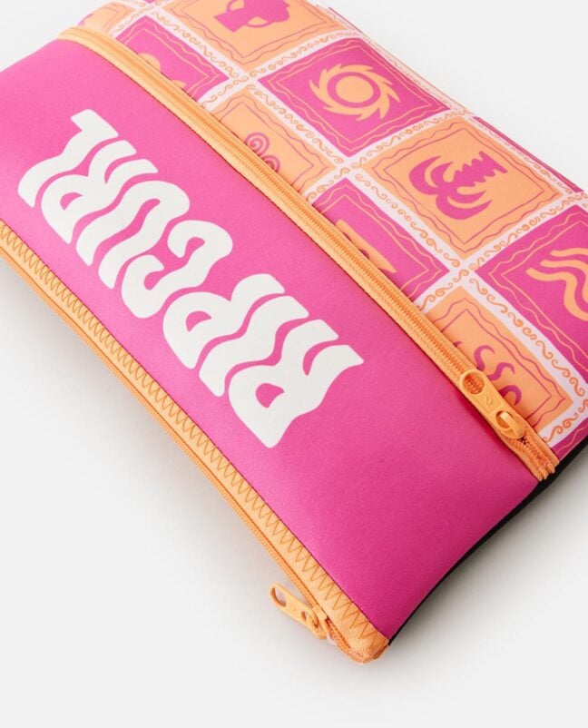 Rip Curl Xl Pencil Case Variety Hot Pink. Rip Curl Pencil Cases in Womens Pencil Cases & Womens Accessories. Code: 02EWUT