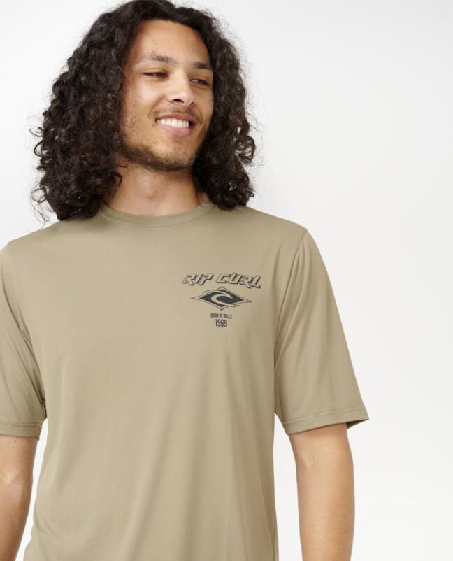 Rip Curl Icons Surflite Uv Short Sleeve Rash Vest Washed Moss. Rip Curl Rashvests in Mens Rashvests & Mens Wetsuits. Code: 14YMRV