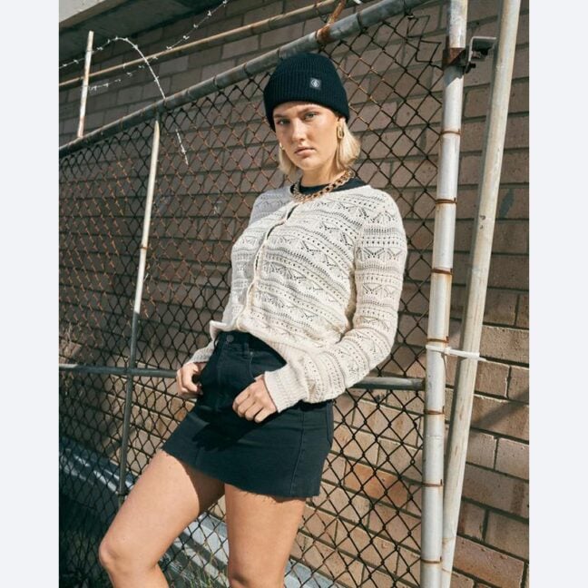 Volcom Baby Gurrl Cardi Bone. Volcom Knitwears in Womens Knitwears & Womens Jackets, Jumpers & Knits. Code: B0712500