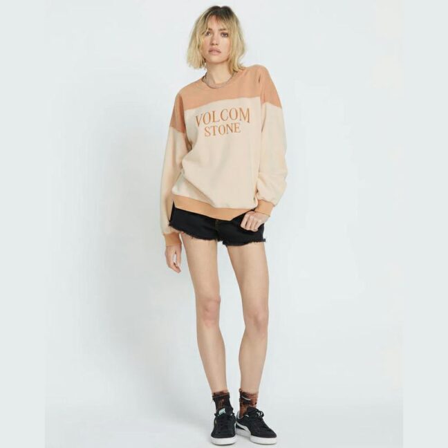 Volcom Stone Blocked Crew Champagne Gold. Volcom Sweats in Womens Sweats & Womens Jackets, Jumpers & Knits. Code: B4612501