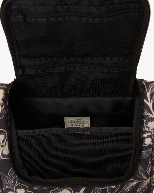 Billabong Travel Beauty Case Black White. Billabong Toiletry Bags in Womens Toiletry Bags & Womens Bags. Code: JATV3BTB