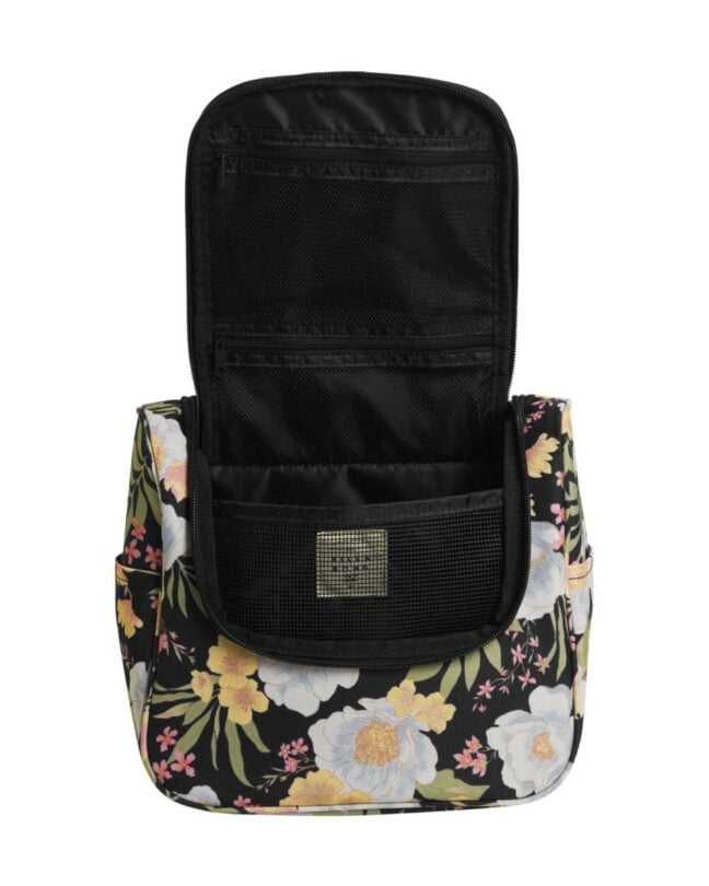 Billabong Travel Beauty Case Off Black. Billabong Toiletry Bags in Womens Toiletry Bags & Womens Bags. Code: JATV3BTB
