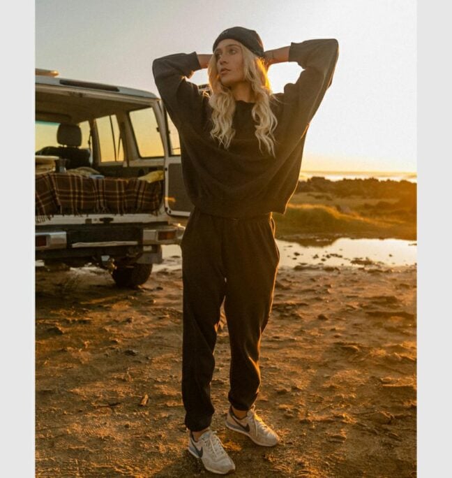 Billabong Baseline Trackpant Washed Black. Billabong Track Pants in Womens Track Pants & Womens Pants & Jeans. Code: UBJFB00121