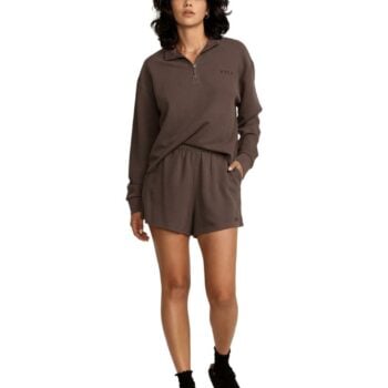 Rvca Glory Waffle Short Brown Bear. Rvca Walkshorts - Elastic Waist in Womens Walkshorts - Elastic Waist & Womens Shorts. Code: 23B093500