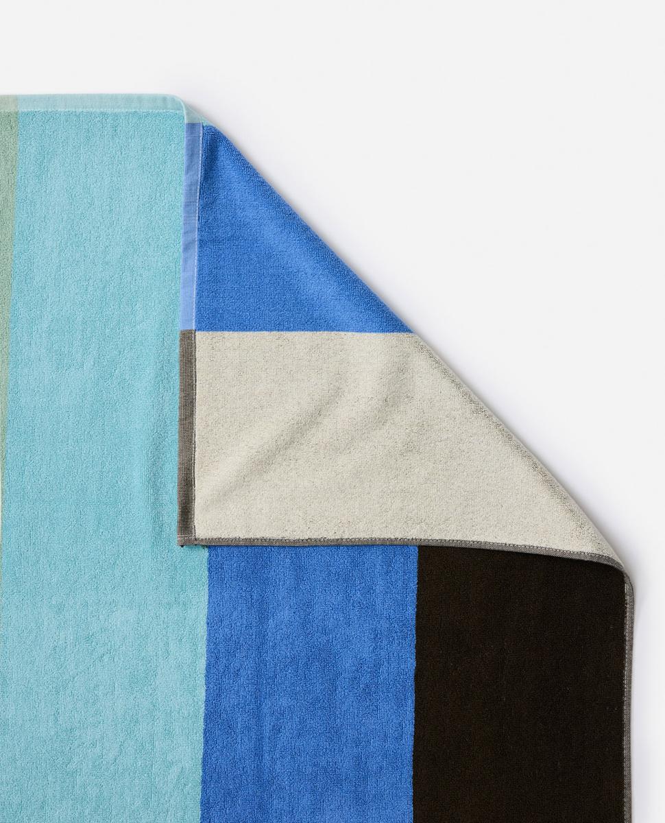 Rip Curl Surf Revival Double Towel Bone. Rip Curl Towels in Womens Towels & Womens Accessories. Code: 00YWTO