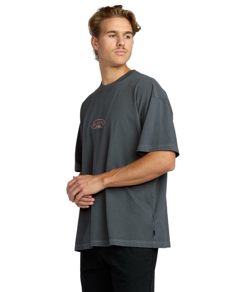 Billabong Bad Dog Og Ss Midnight Blue. Billabong Tees in Mens Tees & Mens T-shirts & Singlets. Code: 24A353527