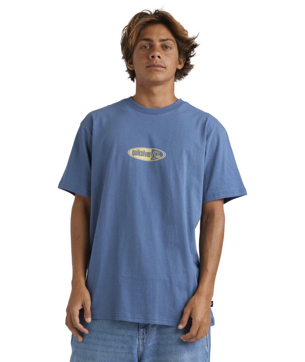 Quiksilver Channel Fix Ss China Blue. Quiksilver Tees in Mens Tees & Mens Tops. Code: 25A353573