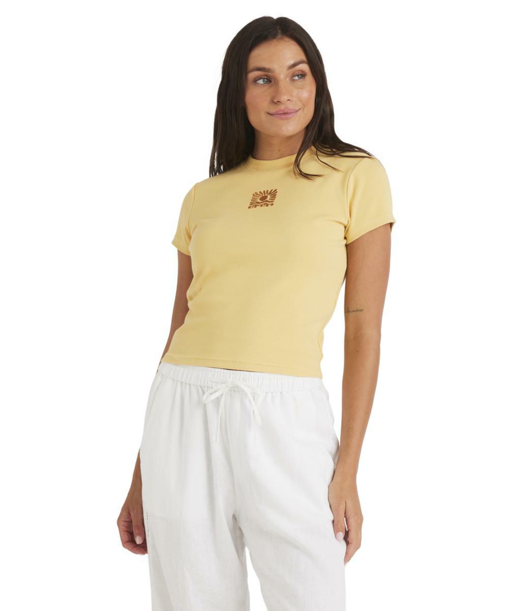 Roxy Oasis Baby Rib Tee Butter. Roxy Fashion Tops in Womens Fashion Tops & Womens Jackets, Jumpers & Knits. Code: 26B013571