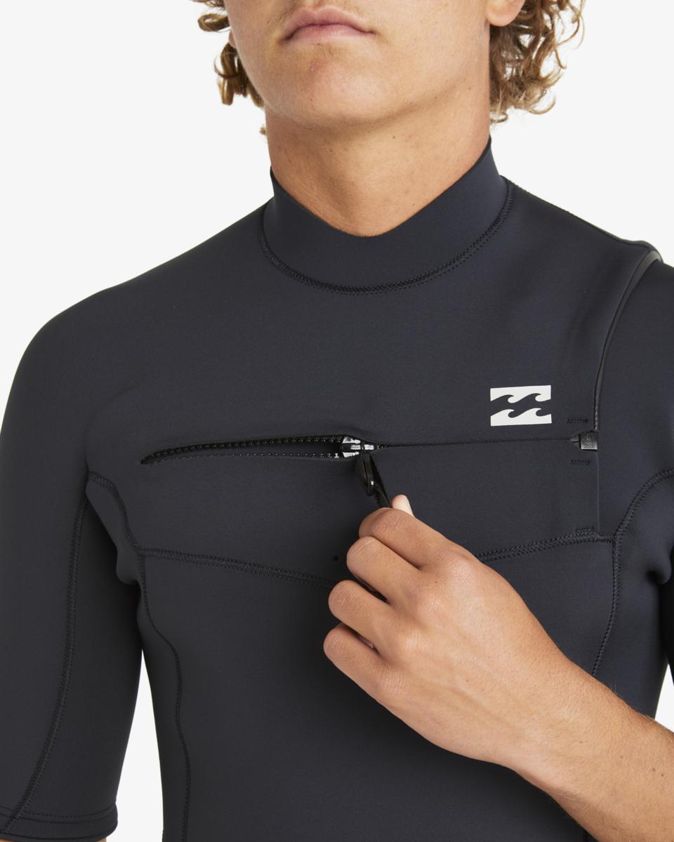 Billabong 22 Absolute Natural Cz Ss Black. Billabong Steamers in Mens Steamers & Mens Wetsuits. Code: ABYW300115