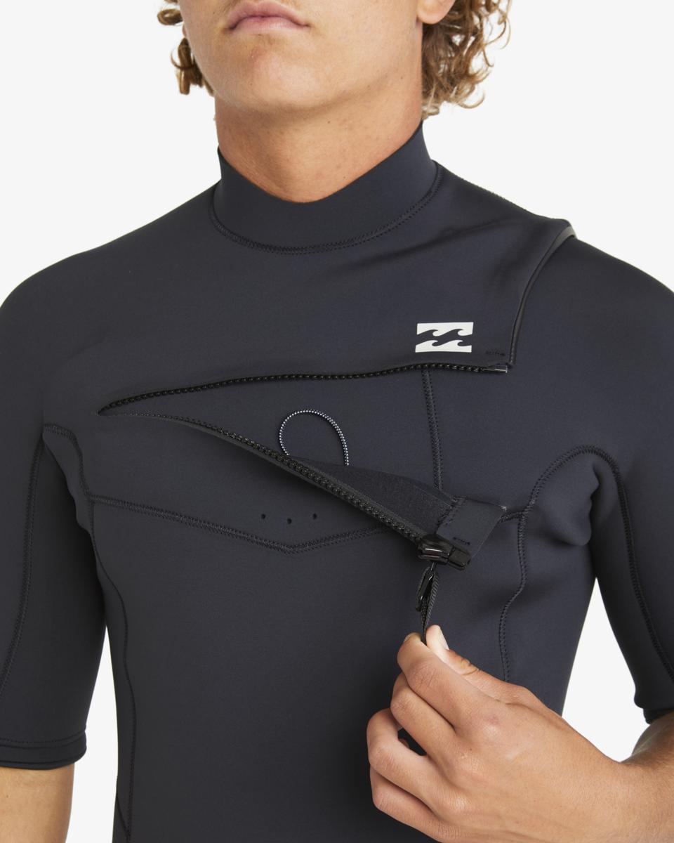 Billabong 22 Absolute Natural Cz Ss Black. Billabong Steamers in Mens Steamers & Mens Wetsuits. Code: ABYW300115
