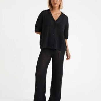 Volcom Saltie Stones Cardi 2 Vintage Black. Volcom Knitwears in Womens Knitwears & Womens Jackets, Jumpers & Knits. Code: B0732570