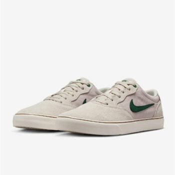 Nike Sb Sb Chron 2 Lt Orewood/brw Lt Orewood/mnl Brown. Nike Sb Shoes in Mens Shoes & Mens Footwear. Code: DM3493-103