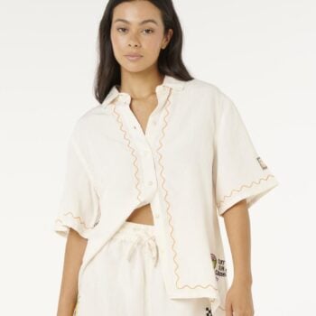 Rip Curl Sunset Luau Embroidered S Shell. Rip Curl Shirts - Short Sleeve in Womens Shirts - Short Sleeve & Womens Shirts. Code: 06GWSH