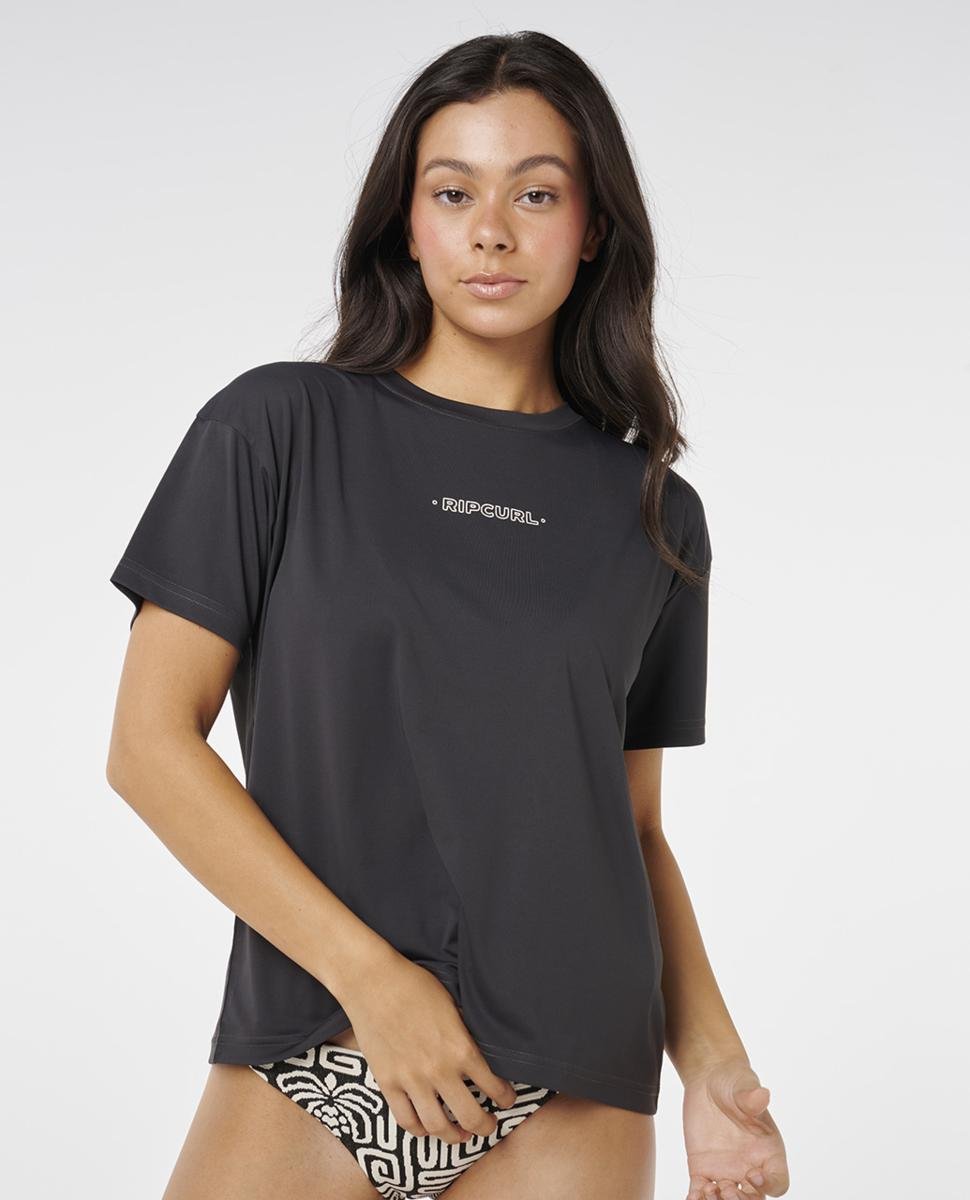 Rip Curl Sunset Luau Ss Surf Lite Washed Black. Rip Curl Rashvests in Womens Rashvests & Womens Wetsuits. Code: 19BWRV