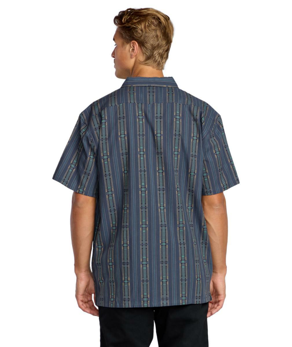 Billabong Sundays - Short Sleeves Shirt For Men Dark Navy. Billabong Shirts - Short Sleeve in Mens Shirts - Short Sleeve & Mens Shirts. Code: 24A041507