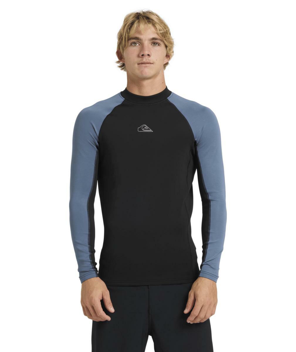 Quiksilver Everyday Heat Panel China Blue. Quiksilver Rashvests in Mens Rashvests & Mens Wetsuits. Code: 25A033572