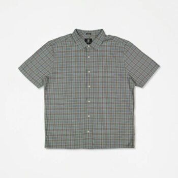 Volcom Lynnfield Ss Pewter. Volcom Knitwears in Mens Knitwears & Mens Jackets, Jumpers & Knits. Code: A0432571