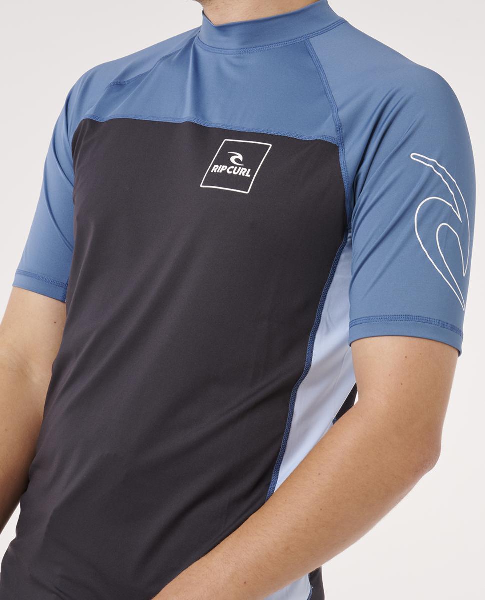 Rip Curl Drive Upf S/s Bluefin. Rip Curl Rashvests in Mens Rashvests & Mens Wetsuits. Code: 16AMRV