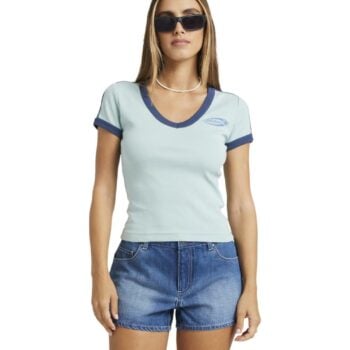 Billabong Billa Crush Tee Sea Fog. Billabong Tees in Womens Tees & Womens T-shirts & Singlets. Code: 24B014571