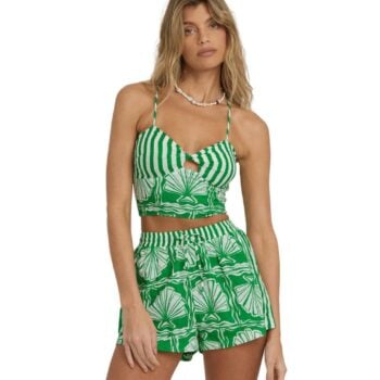 Billabong Sea Shell Short Kelly Green. Billabong Walkshorts - Fitted Waist in Womens Walkshorts - Fitted Waist & Womens Shorts. Code: 24B094502