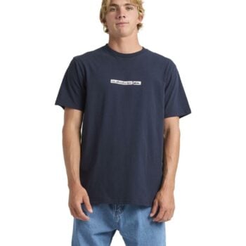 Quiksilver Omni Scroll Ss Dark Navy. Quiksilver Tees in Mens Tees & Mens T-shirts & Singlets. Code: 25A354582