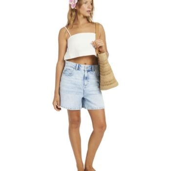 Roxy Find Your Light Top Bright White. Roxy Knitwears in Womens Knitwears & Womens Jackets, Jumpers & Knits. Code: 26B044574
