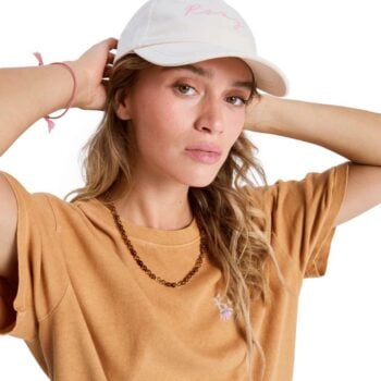Roxy Dear Believer Color Parchment. Roxy Hats & Caps in Womens Hats & Caps & Womens Headwear. Code: ERJHA04456