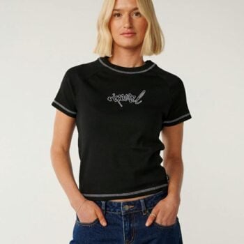 Rip Curl Archive: Script Fitted Te Black. Rip Curl Tees in Womens Tees & Womens T-shirts & Singlets. Code: 0POWTE