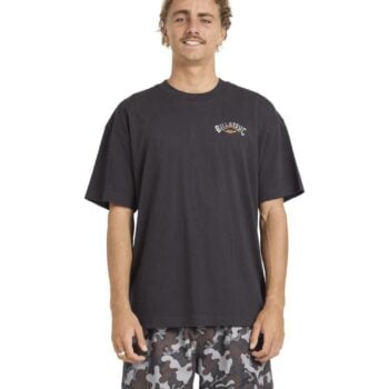 Billabong Otis Arch Ss Black. Billabong Tees in Mens Tees & Mens T-shirts & Singlets. Code: 24A356180