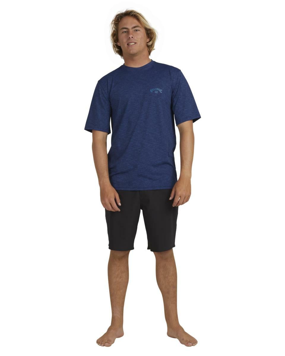 Billabong Shoreline Lf Ss Rashie Denim Heather. Billabong Rashvests in Mens Rashvests & Mens Wetsuits. Code: UBYWR00125