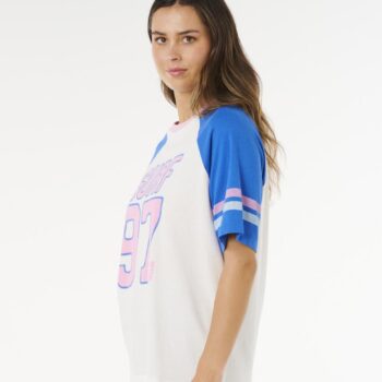 Rip Curl Surf Club Heritage Tee Bone. Rip Curl Tees in Generic Tees & Generic T-shirts & Singlets. Code: 0MIWTE